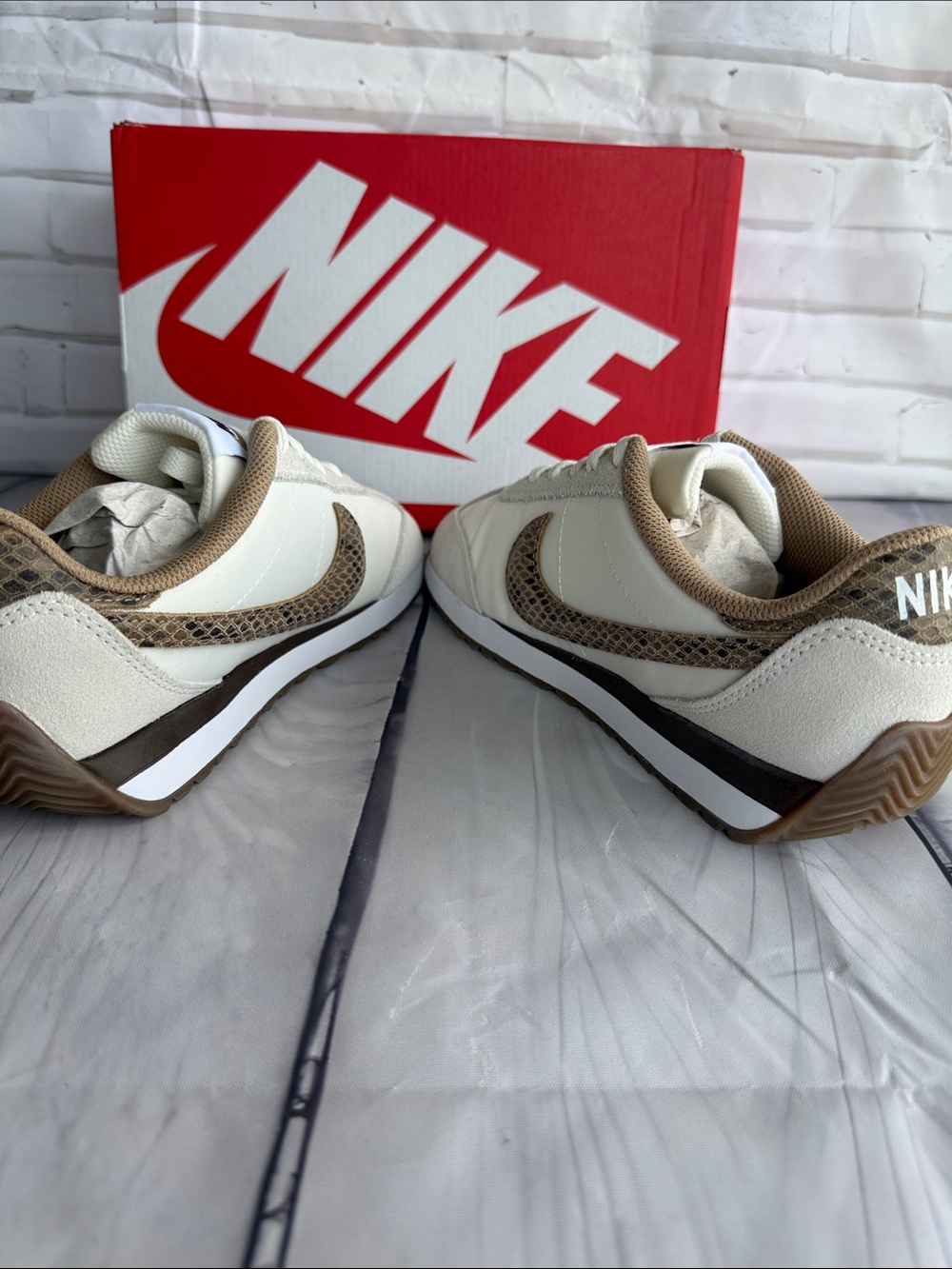 Nike Pacific Premium in Sail & British Khaki Colorway - Picture 6 of 13